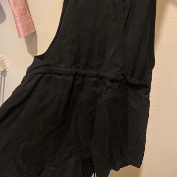 Aritzia Wilfred Free Overalls / Romper /Playsuit Cargo Style - Picture 4 of 4